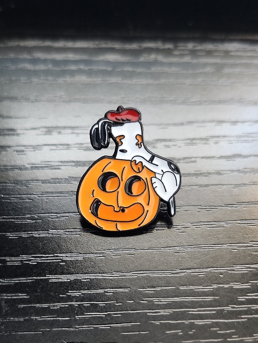 Snoopt Halloween Pumpkin Pin - Orange